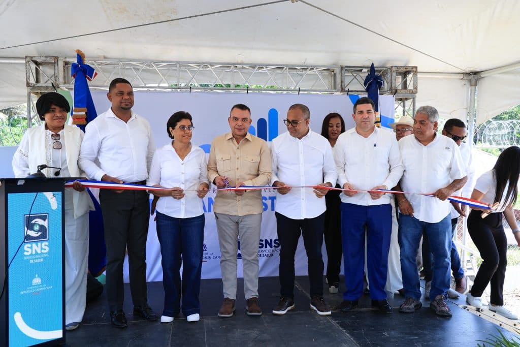Servicio Nacional de Salud (RD) — SNS entrega dos Centros de Primer Nivel e inicia remozamiento del Hospital Ramón Adriano Villalona en Dajabón