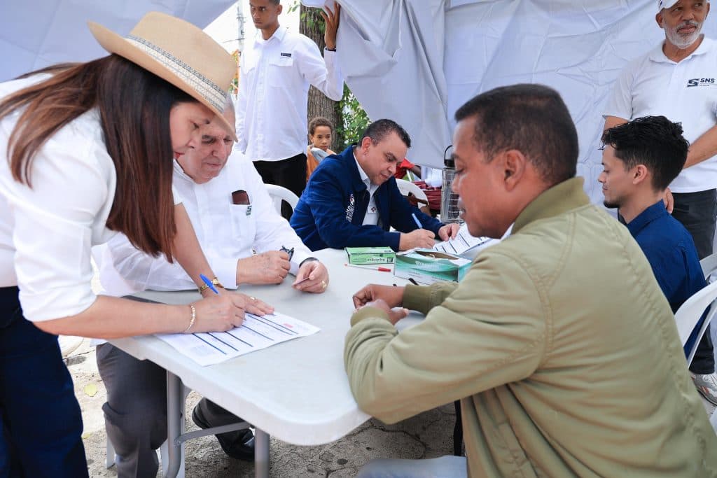 Servicio Nacional de Salud (RD) — Jornada 588 de Chequéate RD llega a Guayubín para fortalecer la detección oportuna del cáncer de mama, cervicouterino y de próstata
