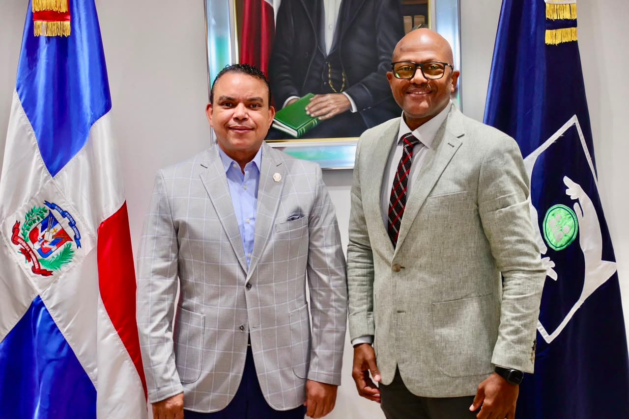 Servicio Nacional de Salud (RD) — Director ejecutivo SNS agradece al CMD reconocimiento como Hijo Meritorio de Sánchez Ramírez