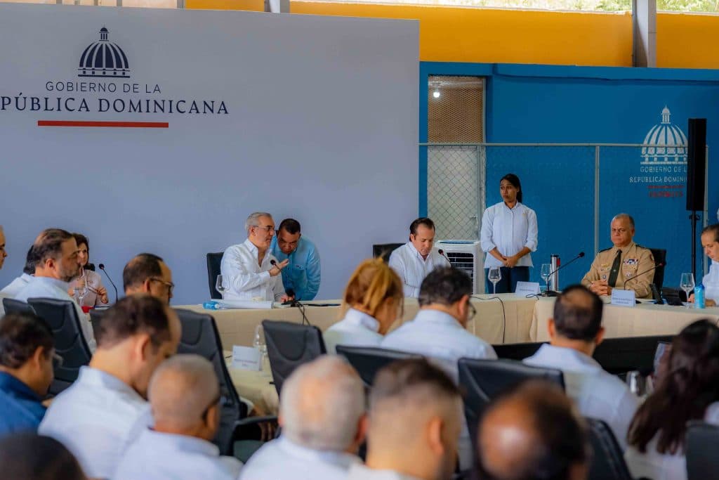 Servicio Nacional de Salud (RD) — Titular SNS presenta logros de salud en San José de Ocoa durante Consejo de Ministros